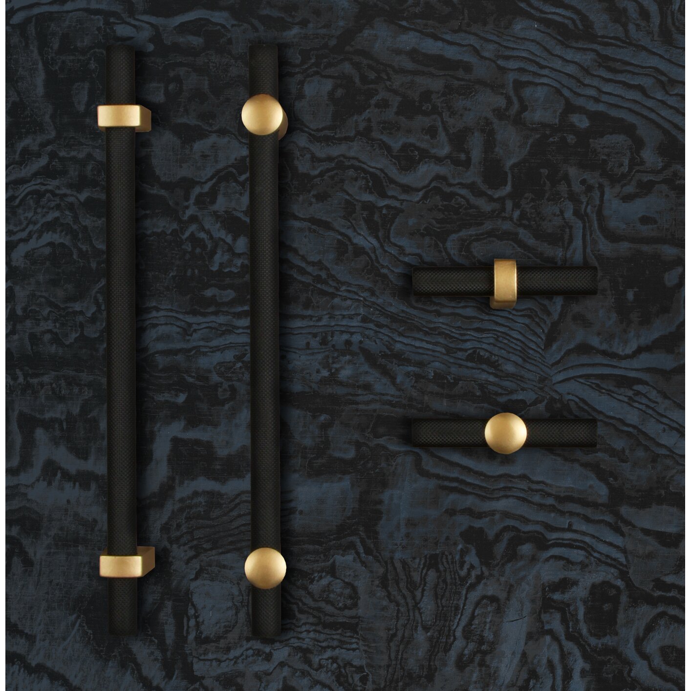 Renate Knurled Designer Pull (8171) by Citterio Giulio