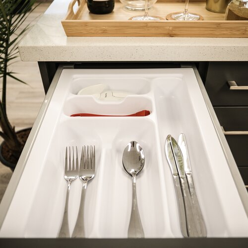 Cutlery Trays for 18 and 20 inch deep drawers.